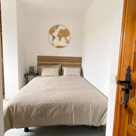Guest house Hostal La Biela *