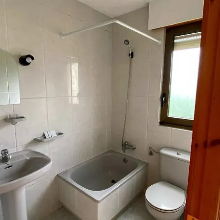 Hostal La Biela Guest house